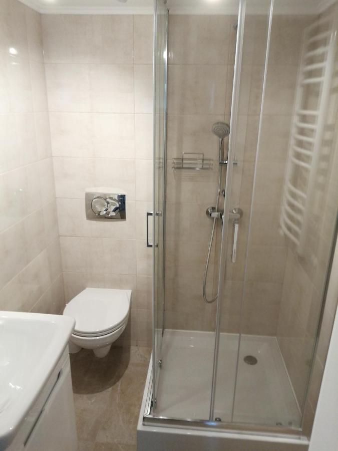 Apartamenty Przy Rynku ชนิน ภายนอก รูปภาพ