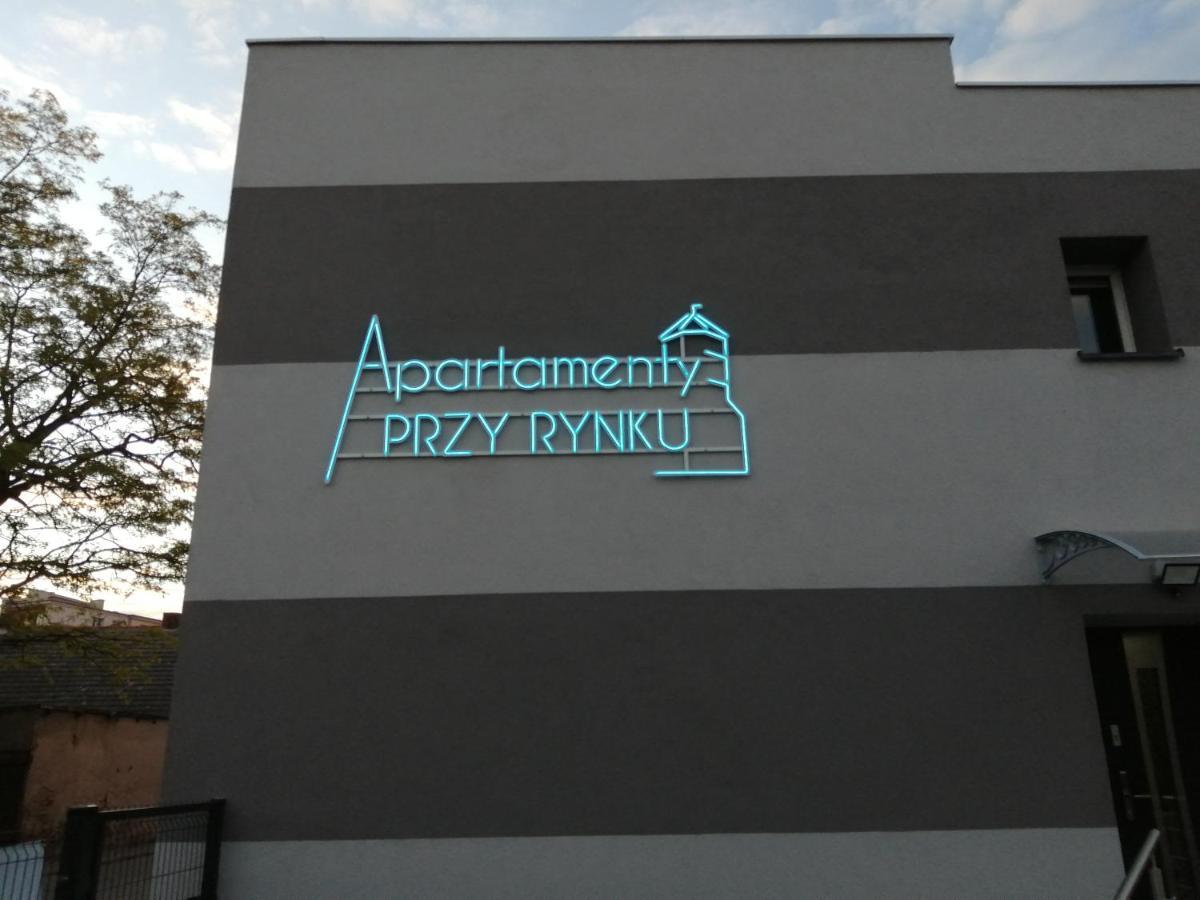 Apartamenty Przy Rynku ชนิน ภายนอก รูปภาพ