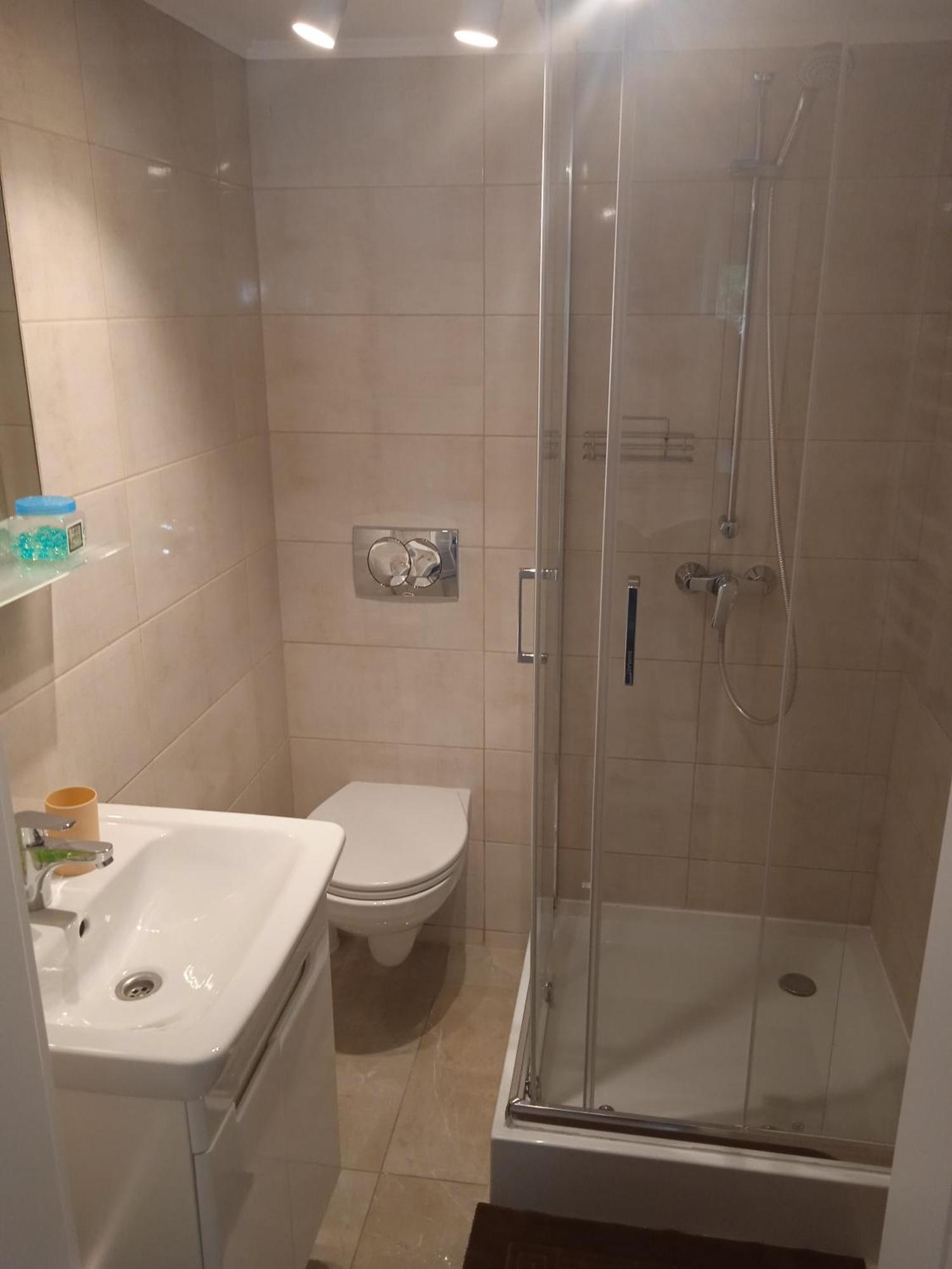 Apartamenty Przy Rynku ชนิน ภายนอก รูปภาพ