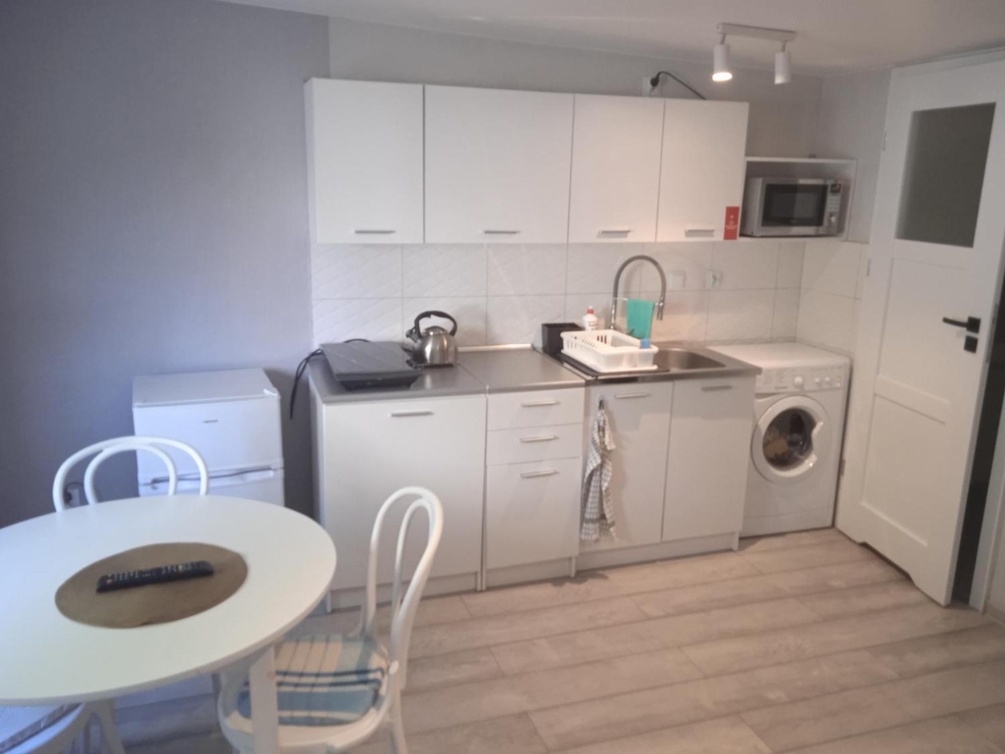 Apartamenty Przy Rynku ชนิน ภายนอก รูปภาพ